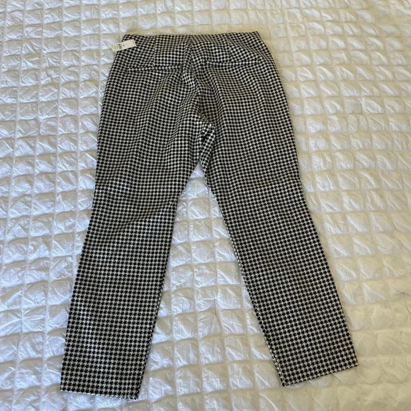 Old Navy houndstooth straight knit  legging pant - Picture 6 of 7